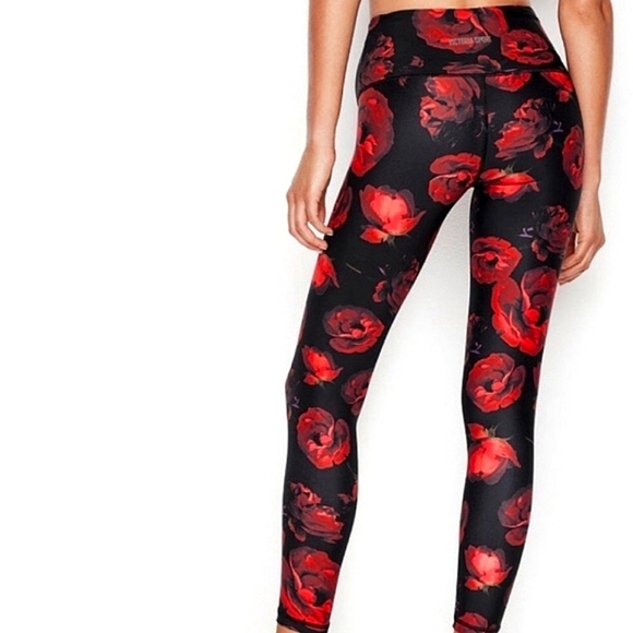 💋OFFER🌹Victoria's Secret VICTORIA SPORT Red Rose knockout leggings, Medium - Picture 3 of 11